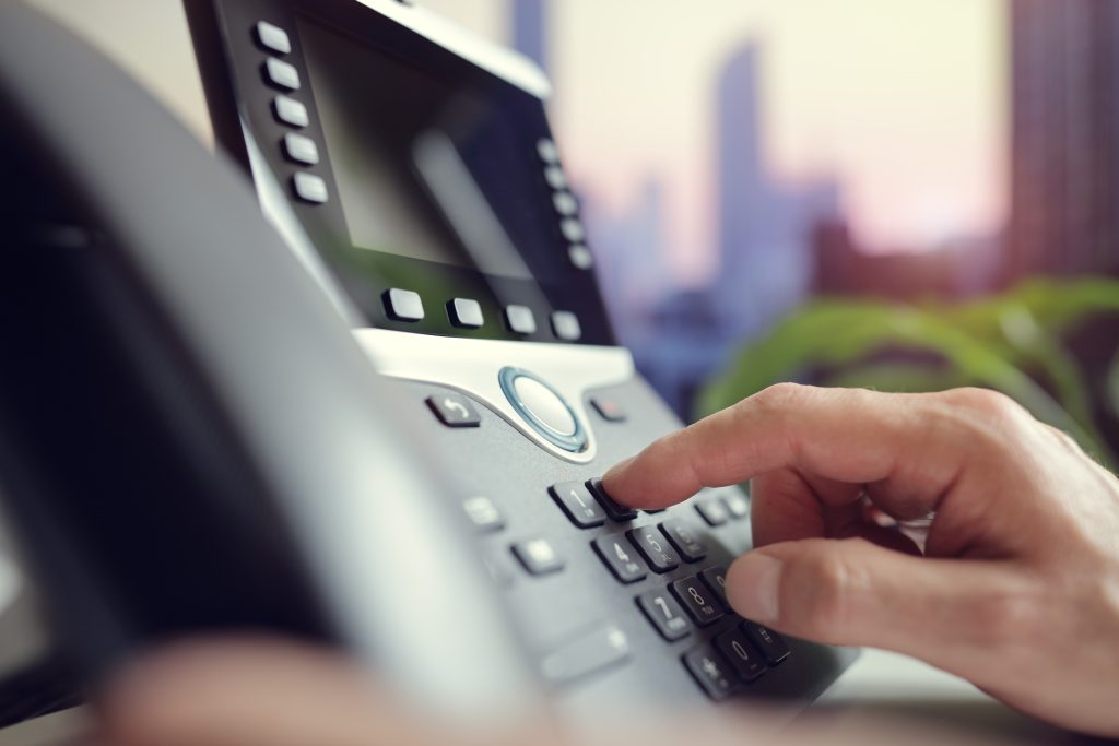 how to transition from traditional phone systems to voip 1024x683